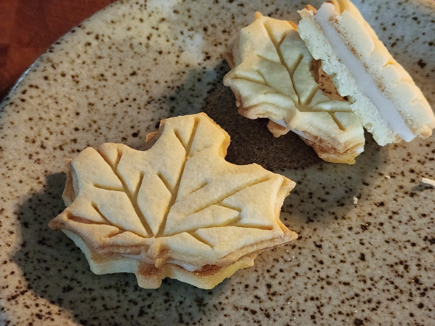 Maple Cream Cookies